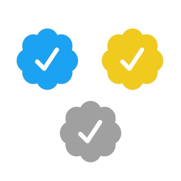 توثيق حسابات تواصل اجتماعي